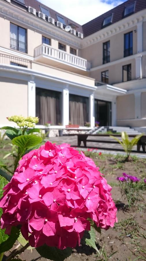 Spa Hotel Karakas スフミ エクステリア 写真