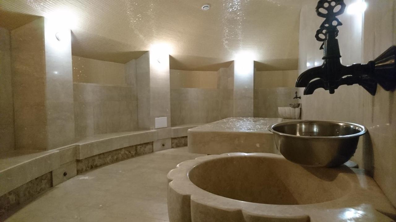 Spa Hotel Karakas スフミ エクステリア 写真