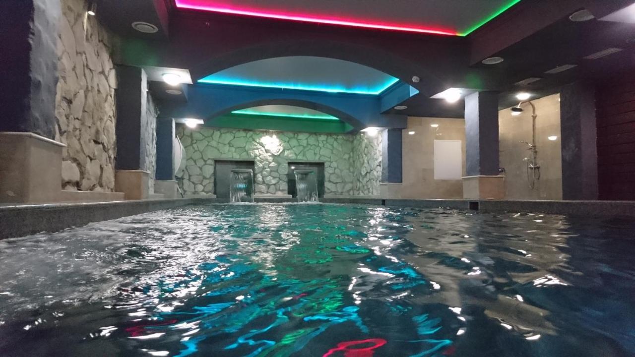 Spa Hotel Karakas スフミ エクステリア 写真